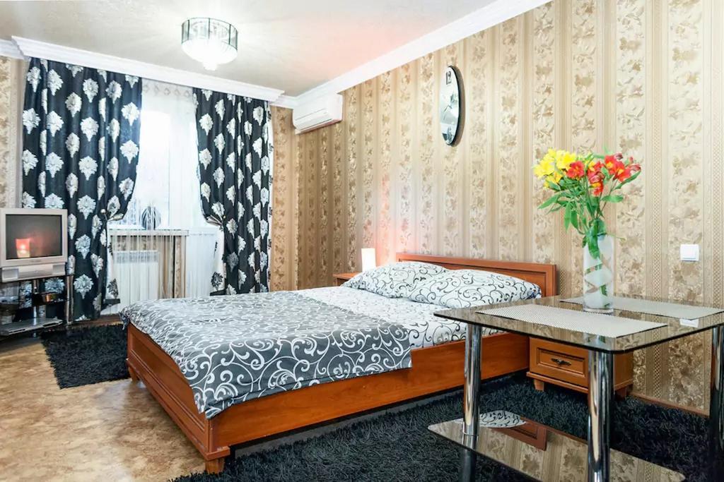 Apartment on Nezalezhnoy Ukrаiny near Intourist Hotel Zaporizhia Kültér fotó